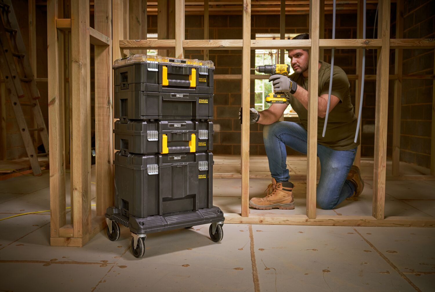 STANLEY® FATMAX® PRO-STACK™ Tower Application Shot