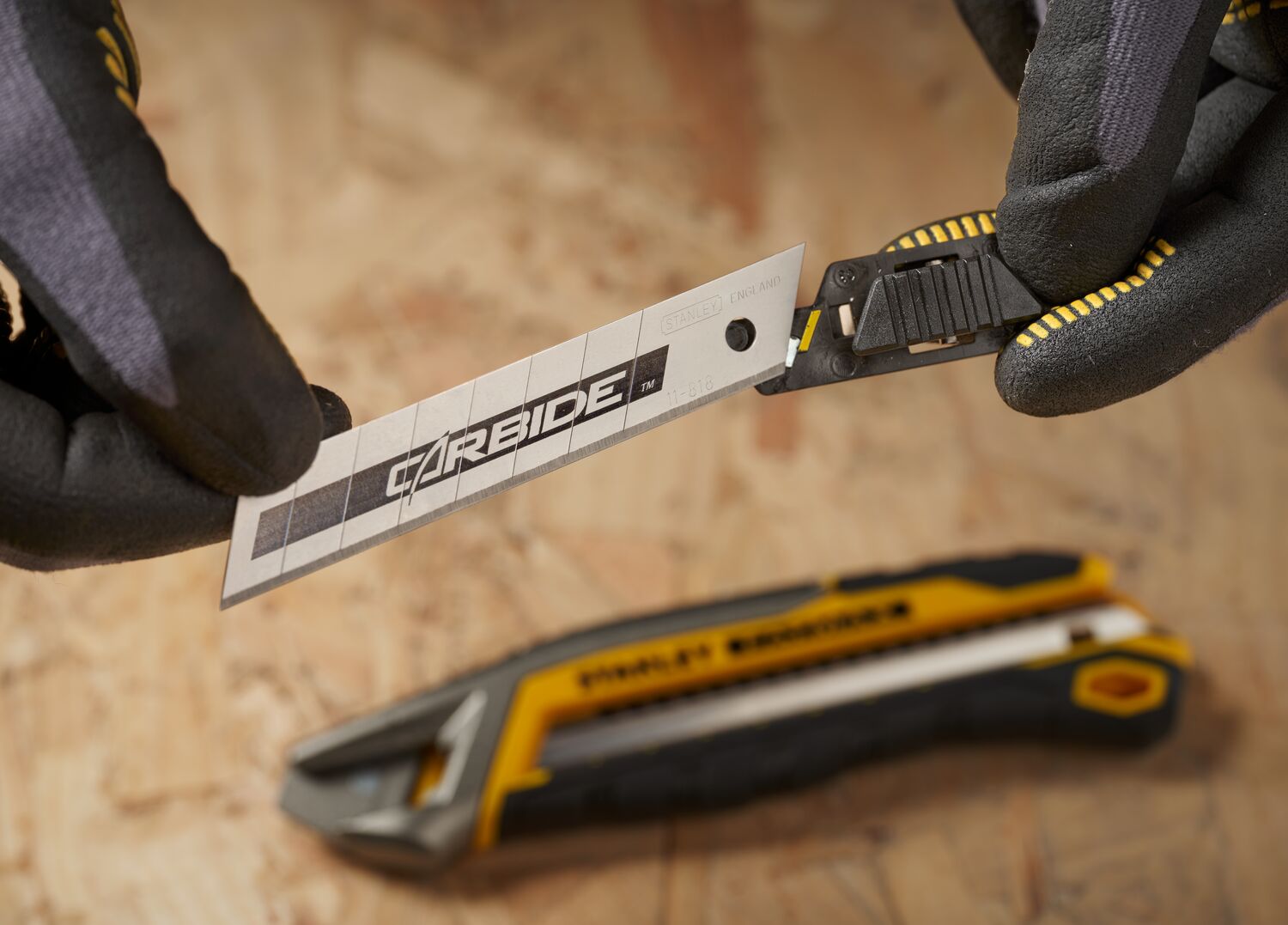 STANLEY® CARBIDE™ 18mm Snap-Off Blade (Pack of 50)